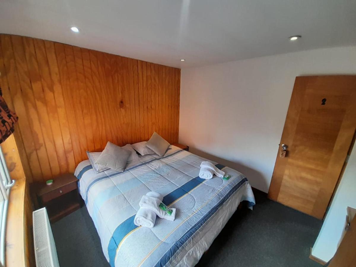 Almer Hostal Пунта Аренас Екстериор снимка